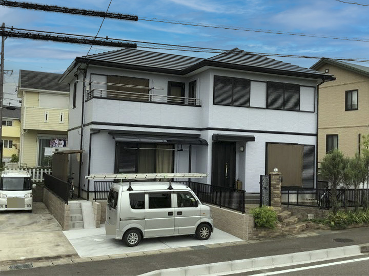 W様邸 屋根外壁塗装リフォーム/駐車場拡張工事/テラス取替え工事